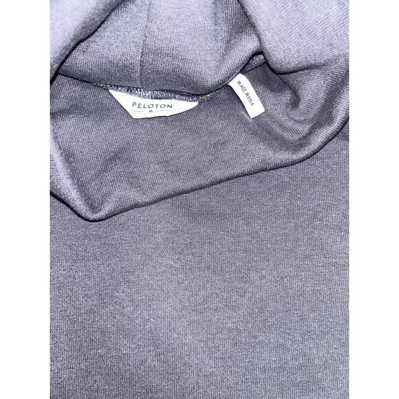 Women’s Peloton Pullover Sweatshirt Grey Gray Medium Turtle Neck Cowl Funnel USA - Picture 4 of 7
